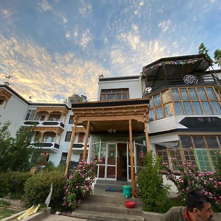 Dream Ladakh Guest House เลห์ ภายนอก รูปภาพ