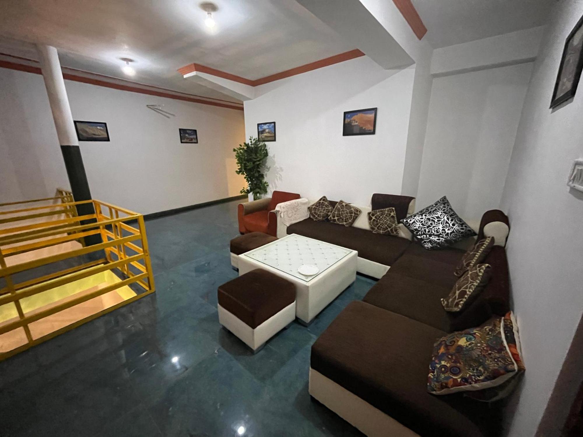 Dream Ladakh Guest House เลห์ ภายนอก รูปภาพ