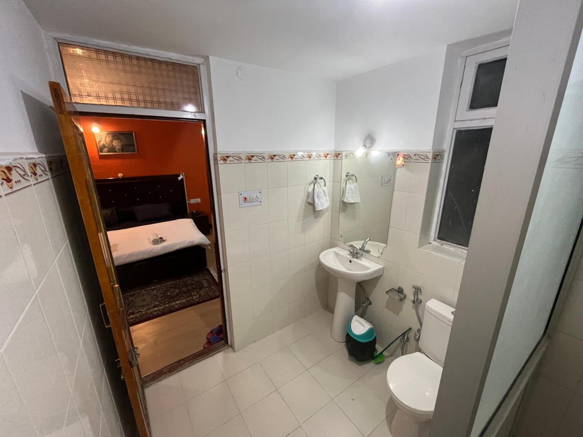 Dream Ladakh Guest House เลห์ ภายนอก รูปภาพ